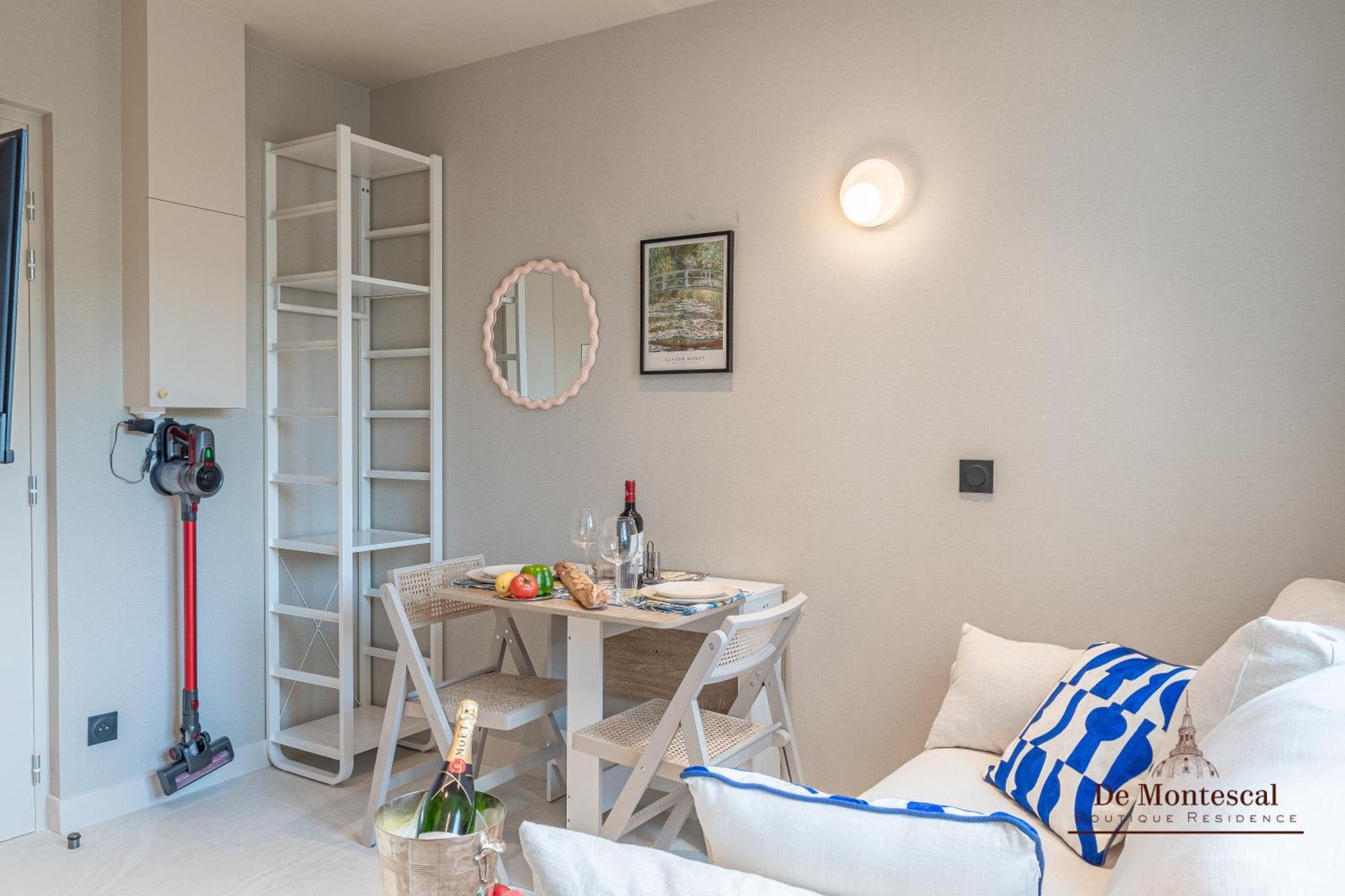 De Montescal- Montparnasse Central With Ac 11 To 14M2 Studio In A Prime Location Париж Экстерьер фото